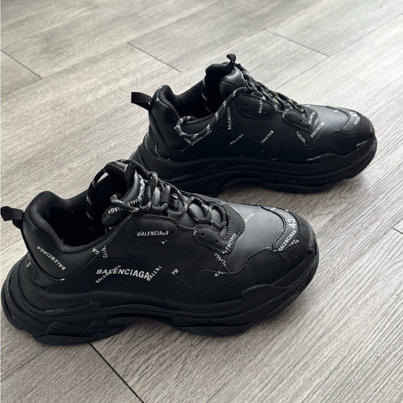Balenciaga Triple S Sneaker Allover Logo - Picture 3 of 4